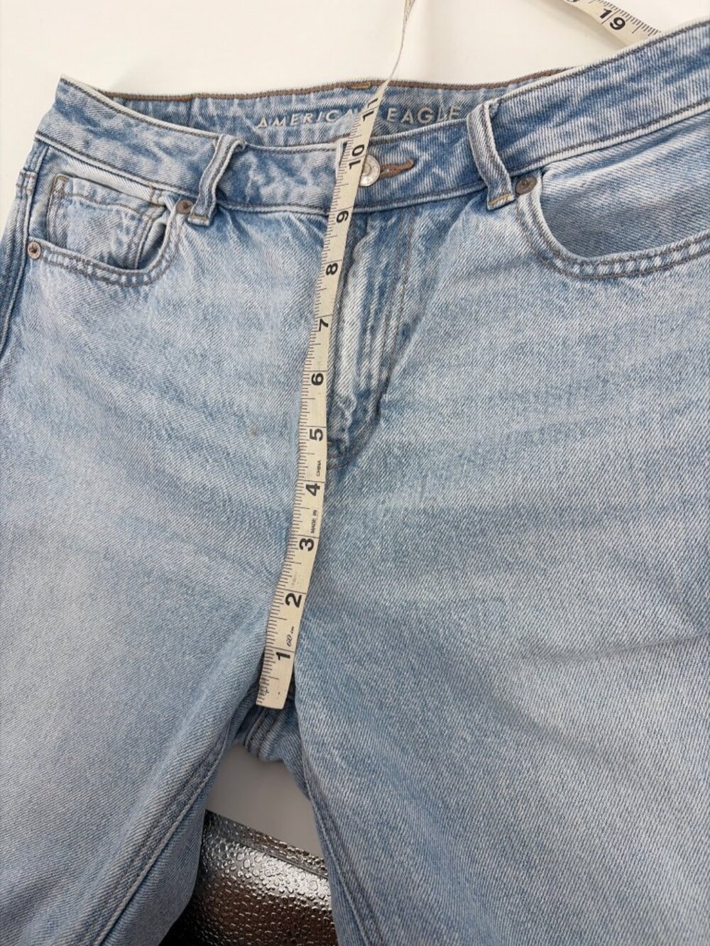 American Eagle Womens Mom Jeans Size 4 Light Wash High Rise Straight Fit Coastal - Picture 9 of 10